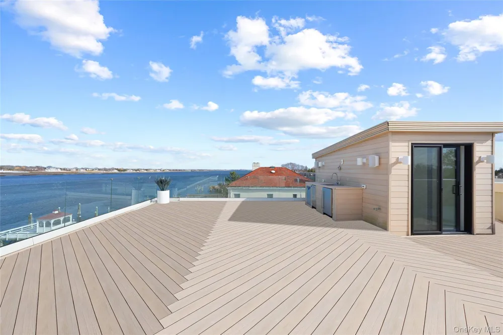 1990 Bay Boulevard Atlantic Beach, NY 11509