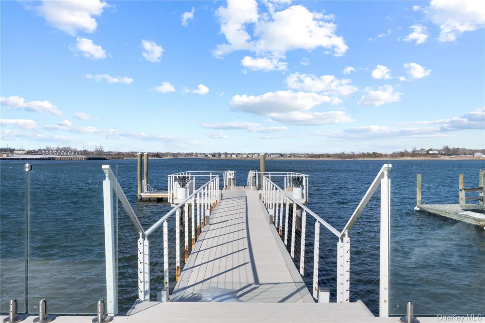 1990 Bay Boulevard Atlantic Beach, NY 11509