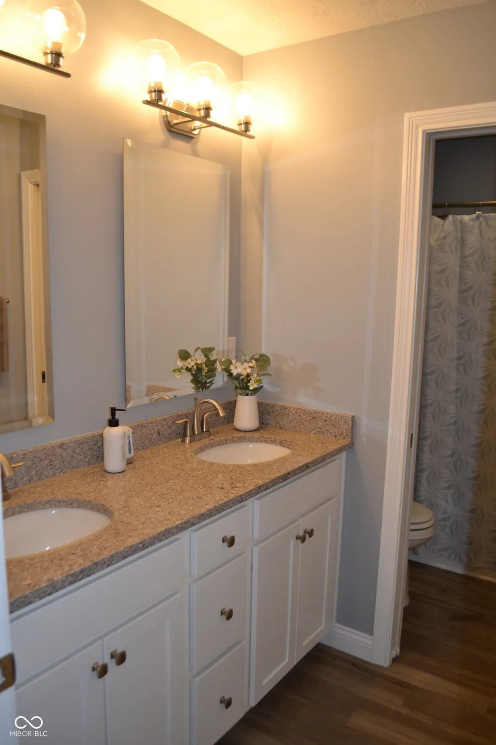 6237 Helmsdale Drive Lafayette, IN 47905