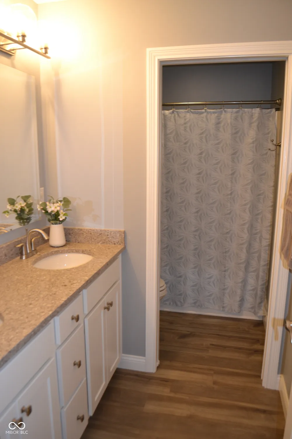 6237 Helmsdale Drive Lafayette, IN 47905