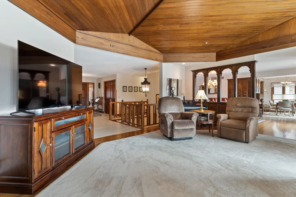 1128 Benton Street Anoka, MN 55303