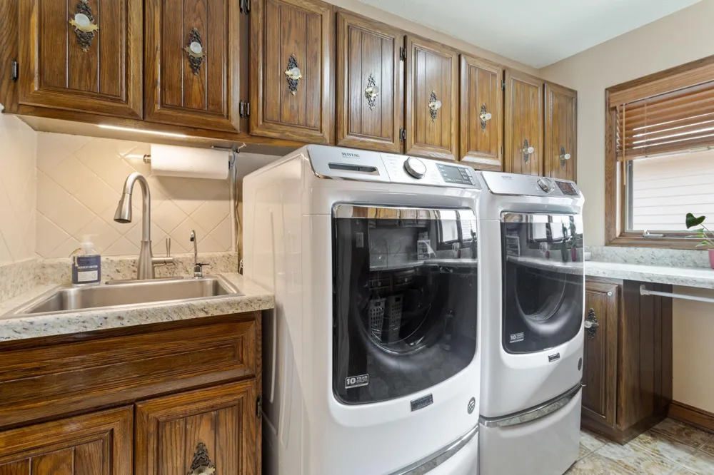 1128 Benton Street Anoka, MN 55303