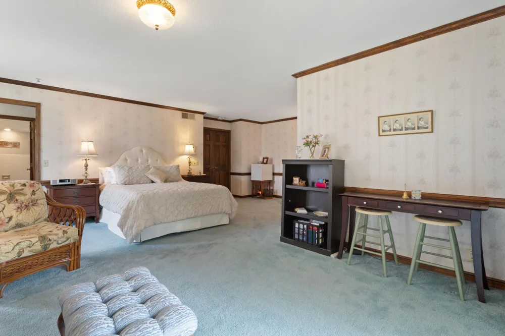 1128 Benton Street Anoka, MN 55303