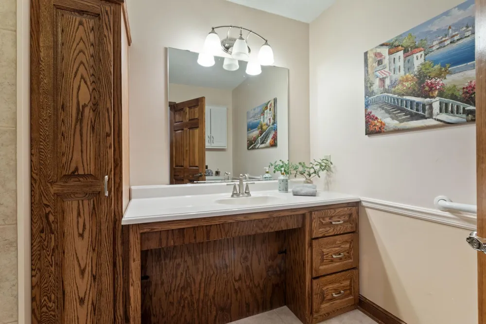 1128 Benton Street Anoka, MN 55303