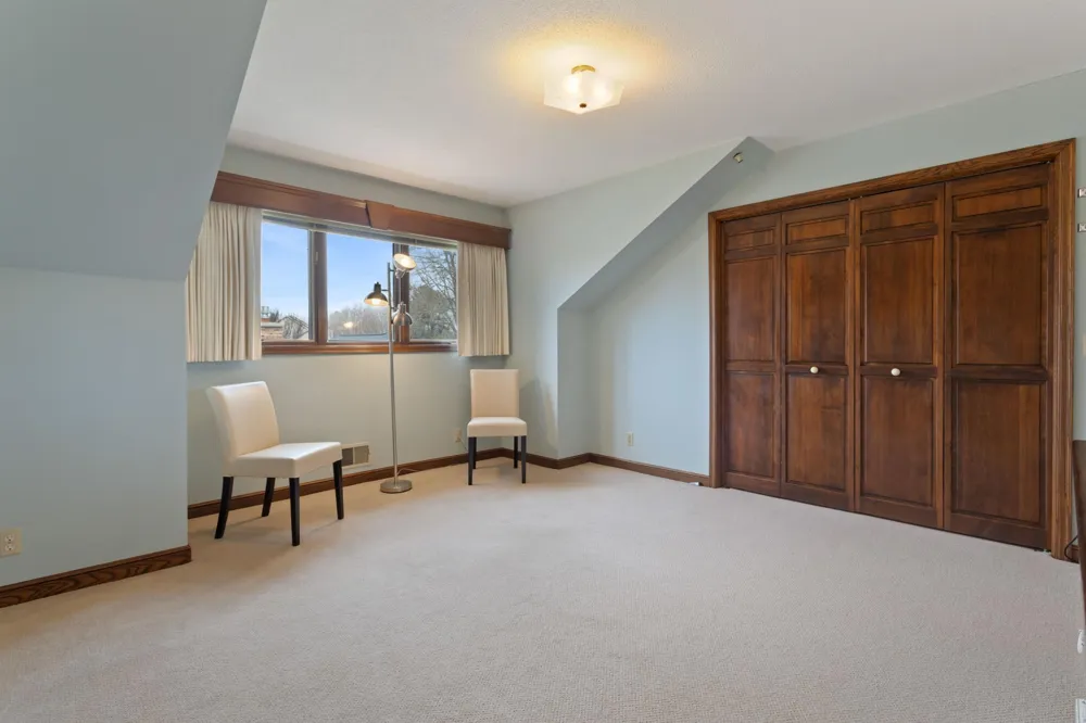 1128 Benton Street Anoka, MN 55303