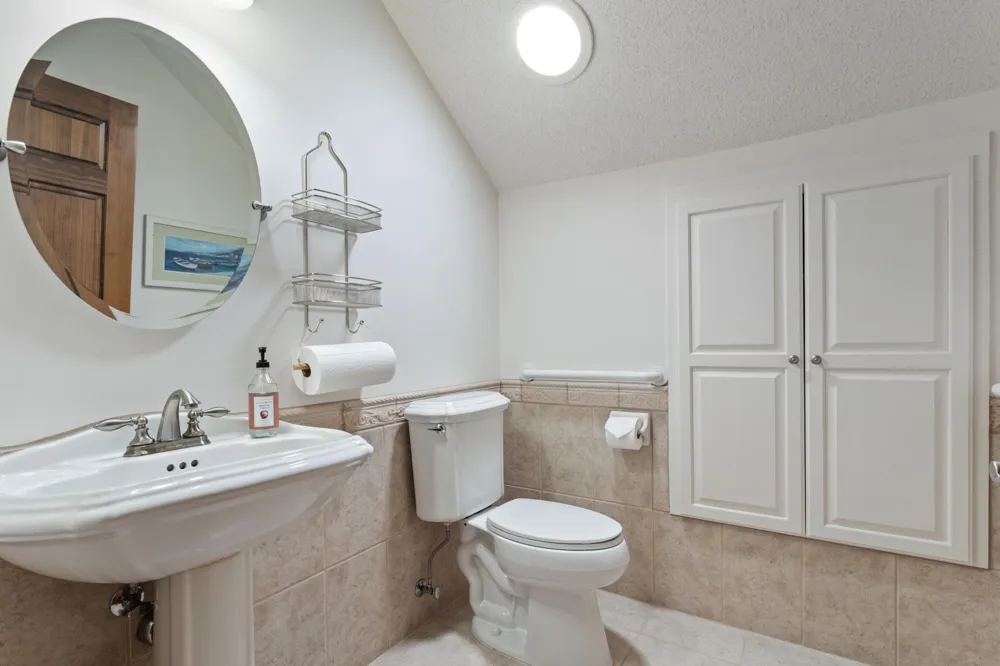 1128 Benton Street Anoka, MN 55303