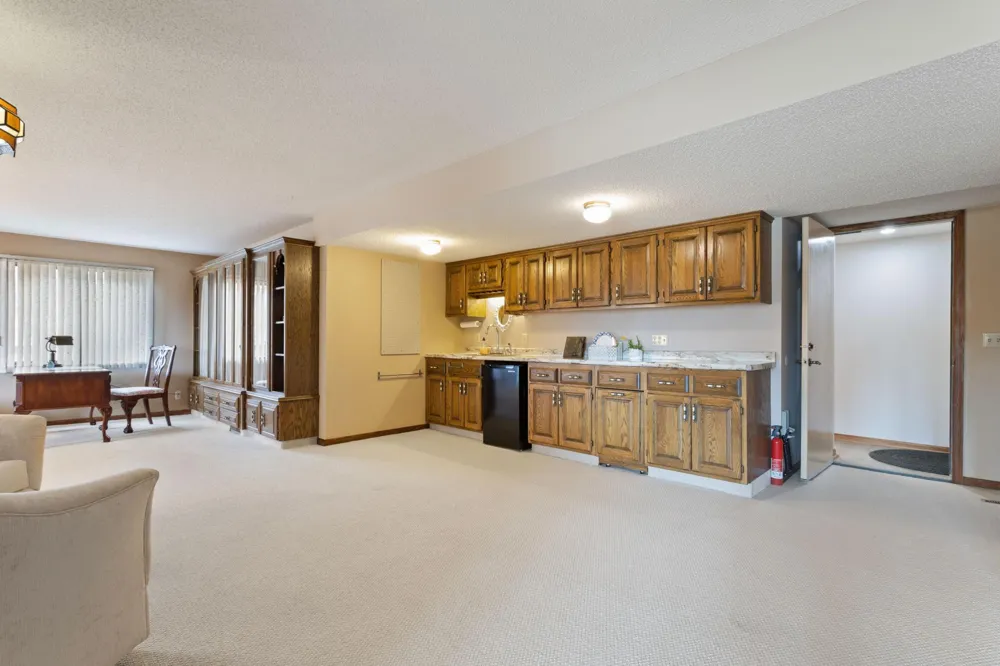 1128 Benton Street Anoka, MN 55303