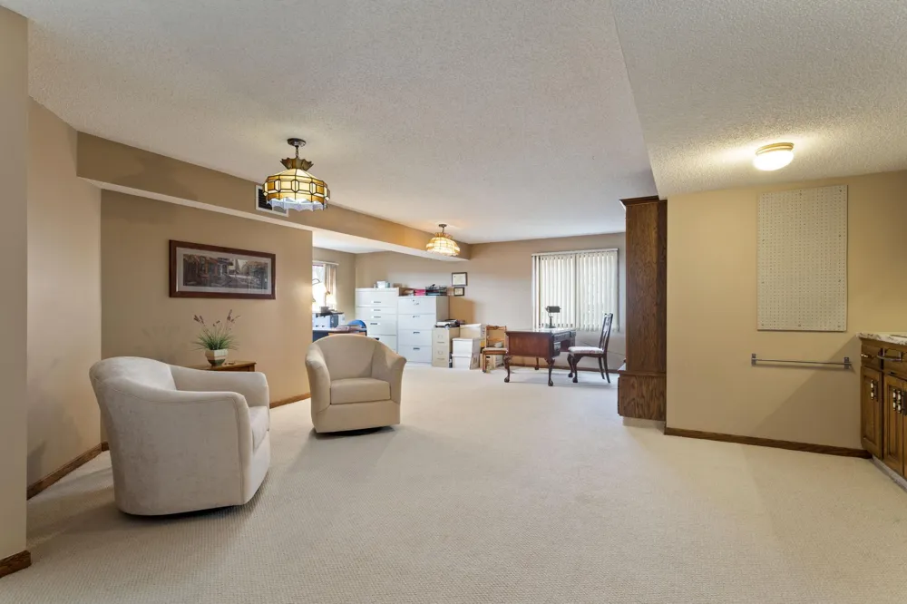 1128 Benton Street Anoka, MN 55303