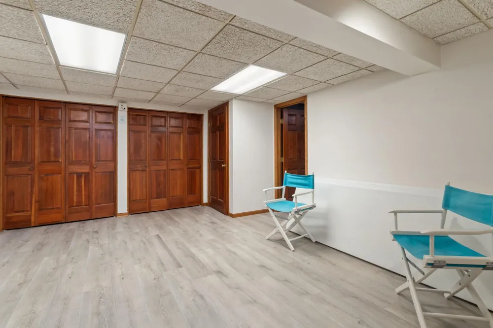 1128 Benton Street Anoka, MN 55303