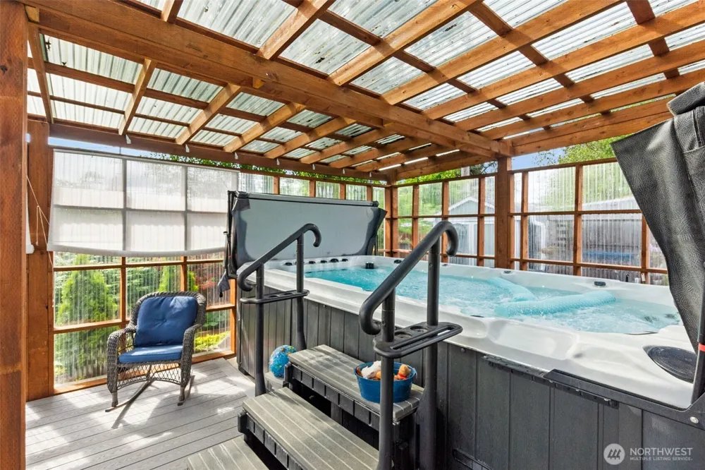 1102 W Anderson Street Elma, WA 98541