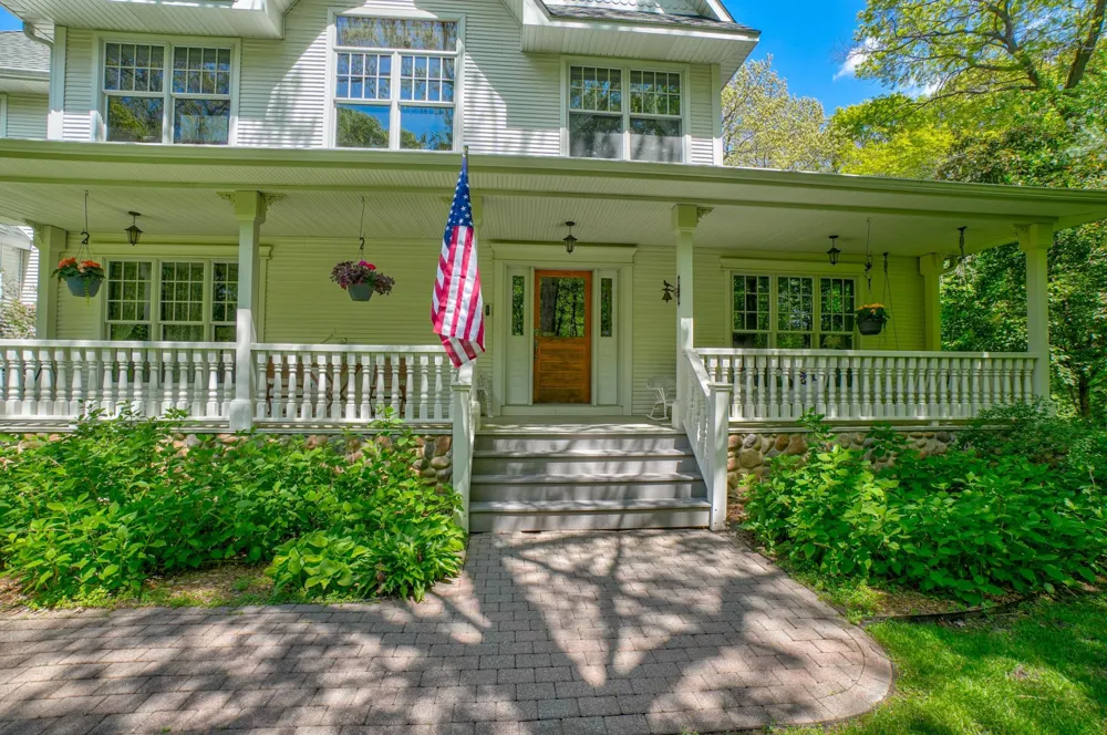 15639 Wake Street NE Ham Lake, MN 55304