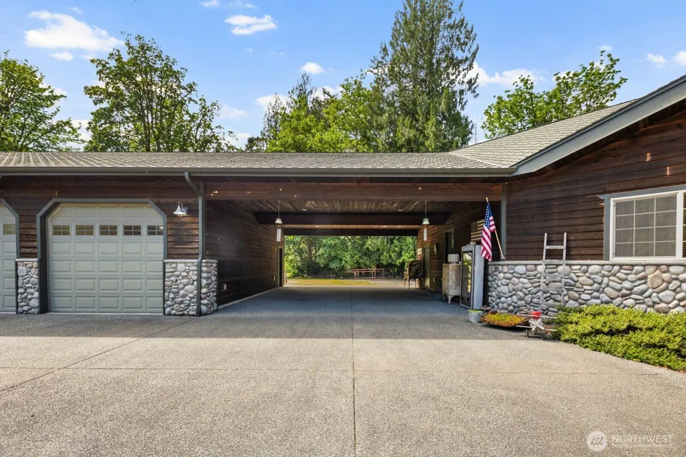 42813 Rivers Edge Court Concrete, WA 98237