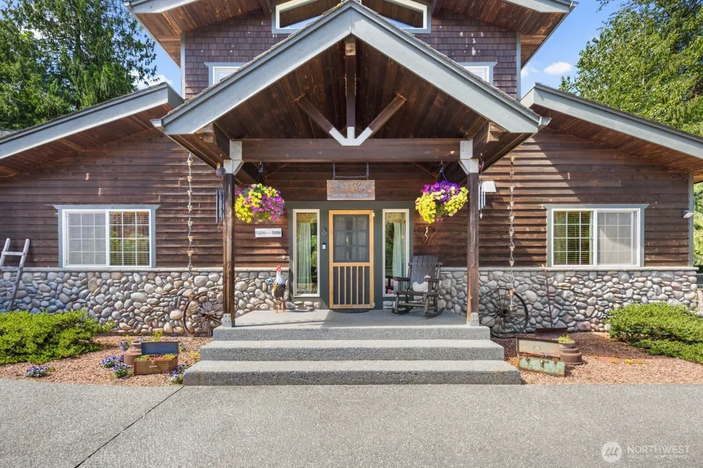 42813 Rivers Edge Court Concrete, WA 98237