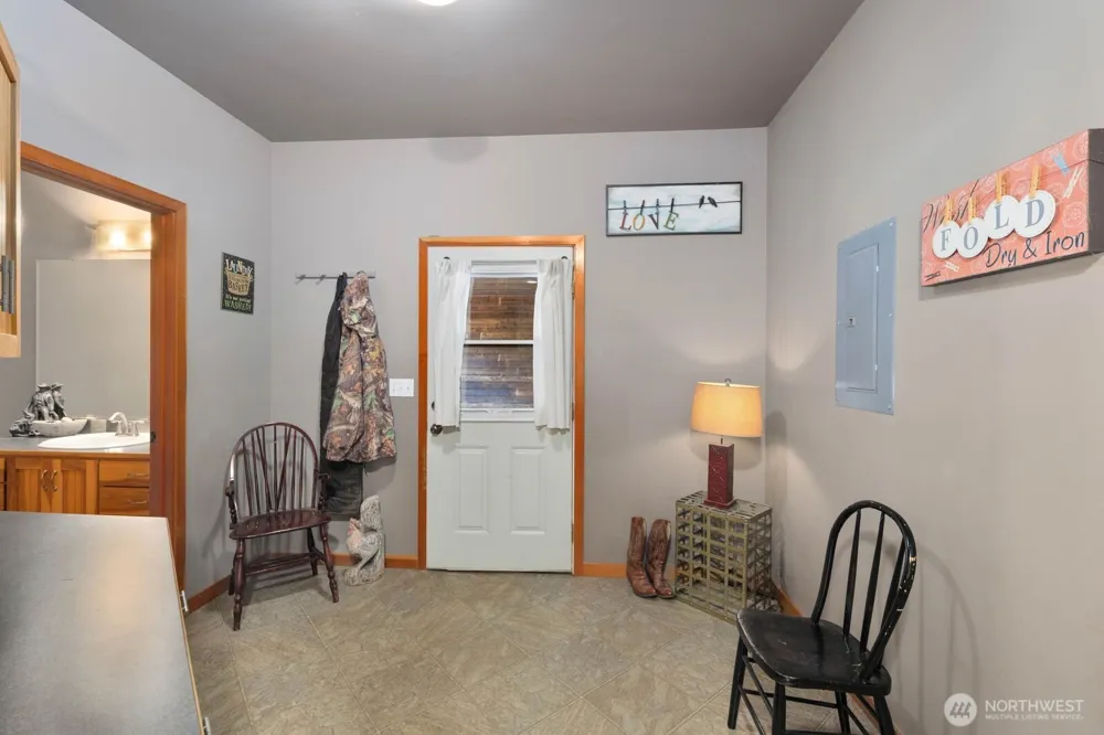 42813 Rivers Edge Court Concrete, WA 98237