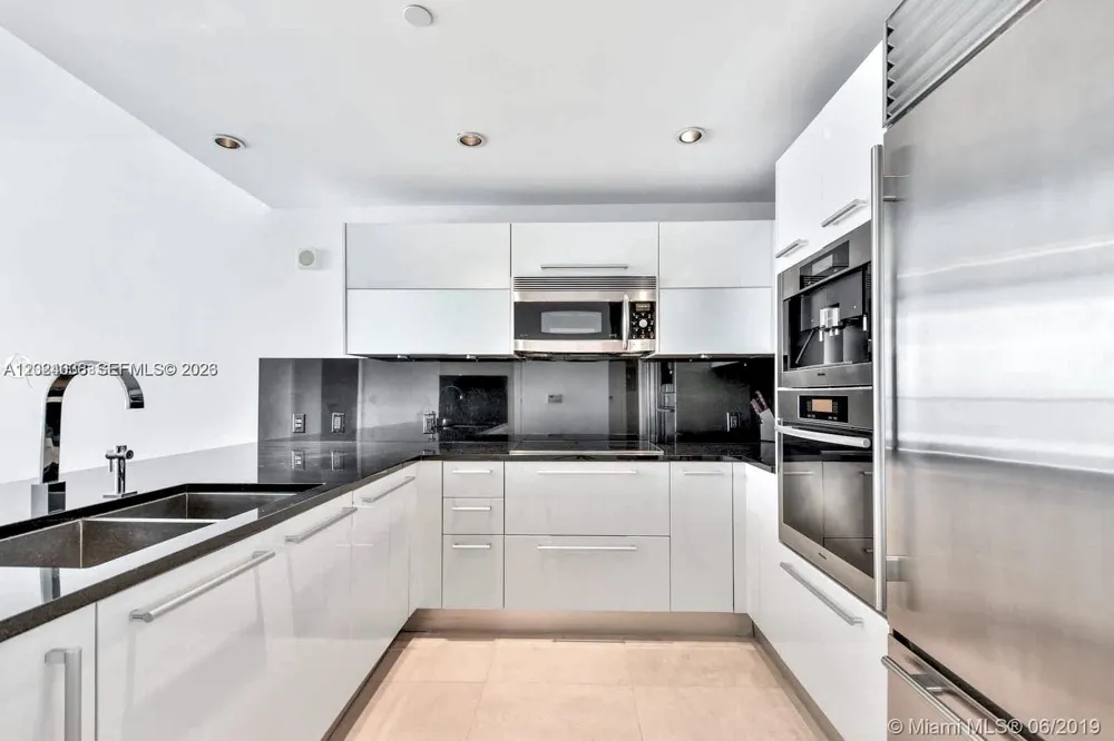 17121 Collins Ave #1503 Sunny Isles Beach, FL 33160