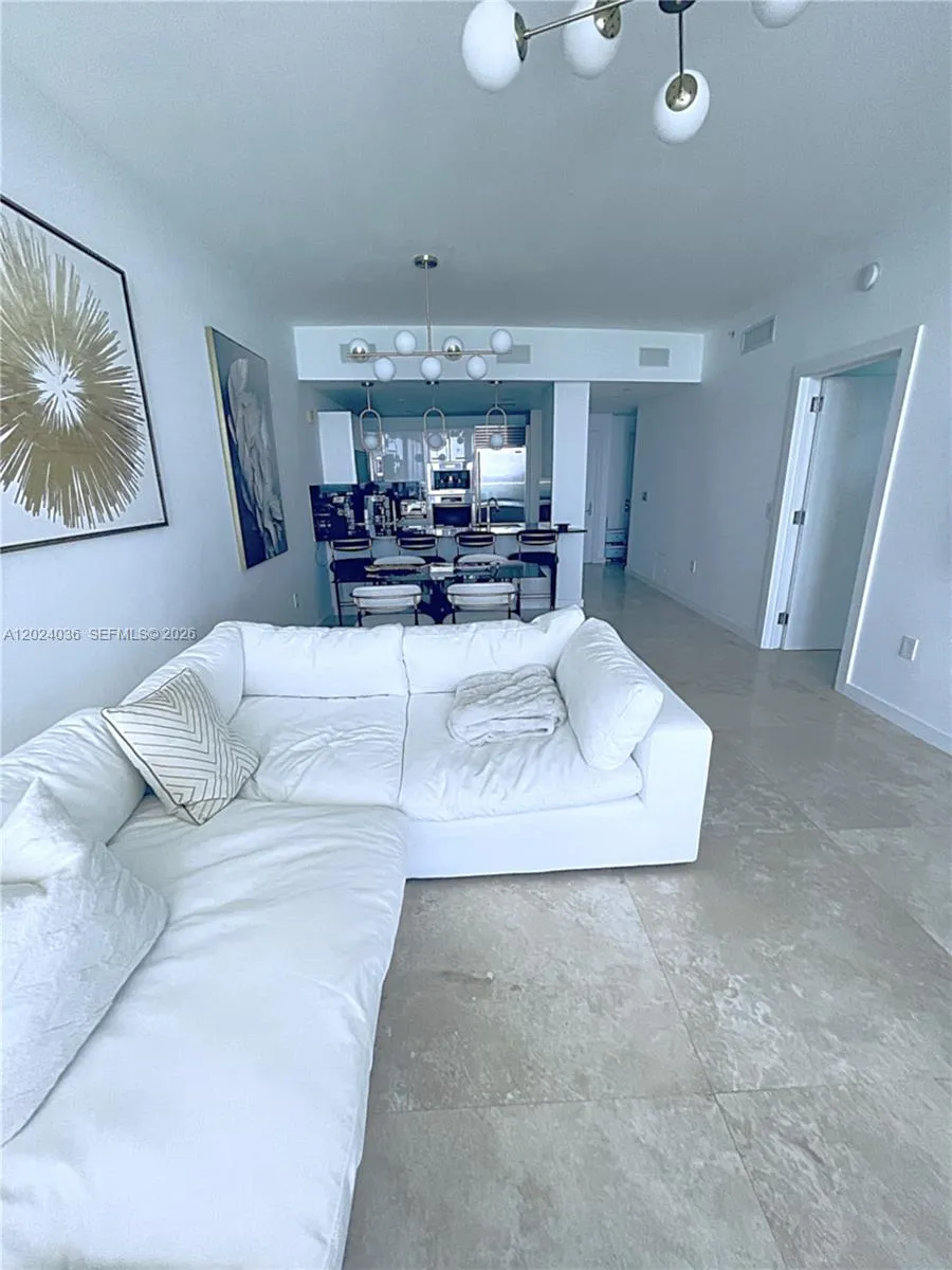 17121 Collins Ave #1503 Sunny Isles Beach, FL 33160