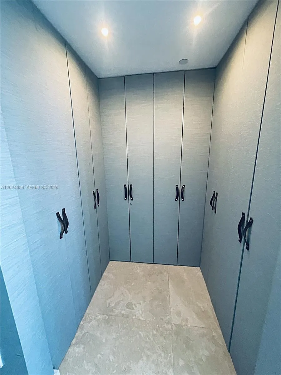 17121 Collins Ave #1503 Sunny Isles Beach, FL 33160