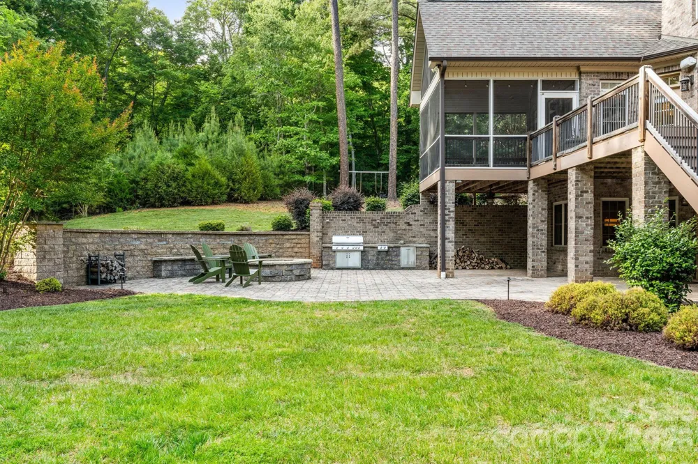 8050 Windswept Drive Belews Creek, NC 27009
