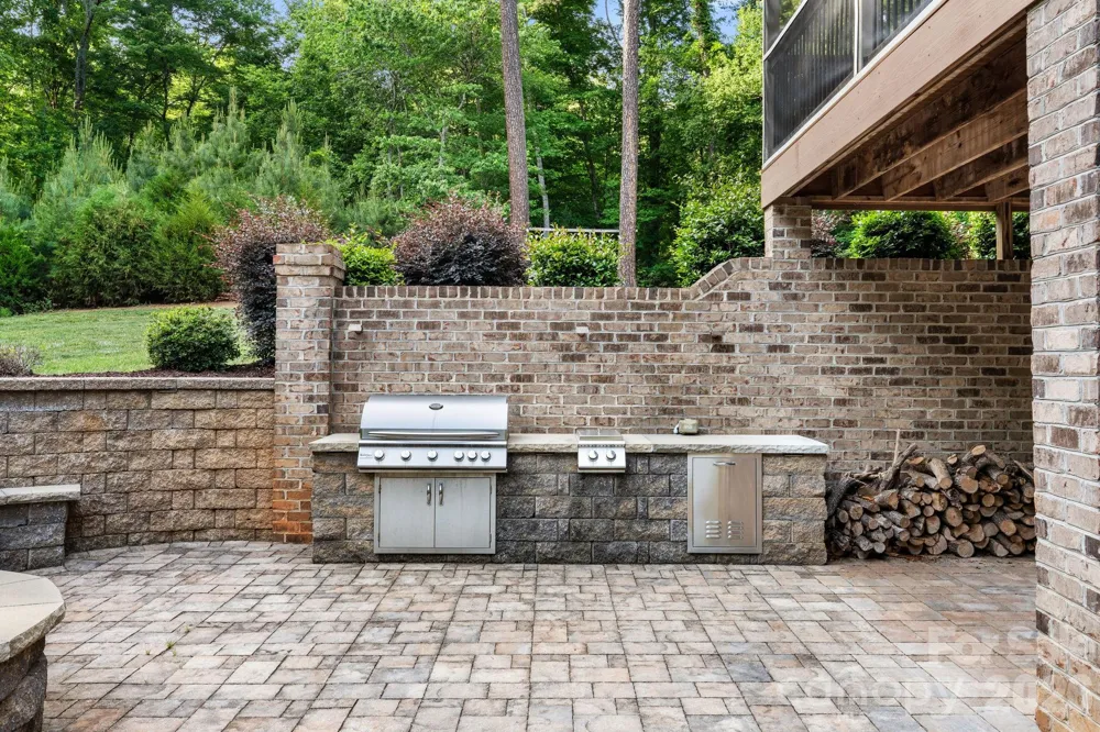 8050 Windswept Drive Belews Creek, NC 27009