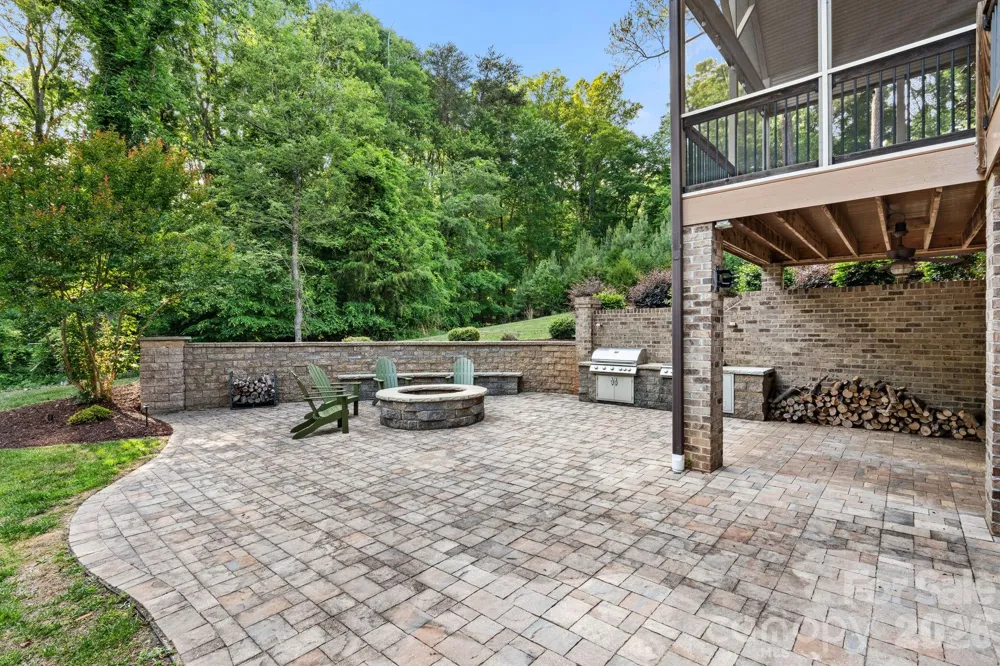 8050 Windswept Drive Belews Creek, NC 27009
