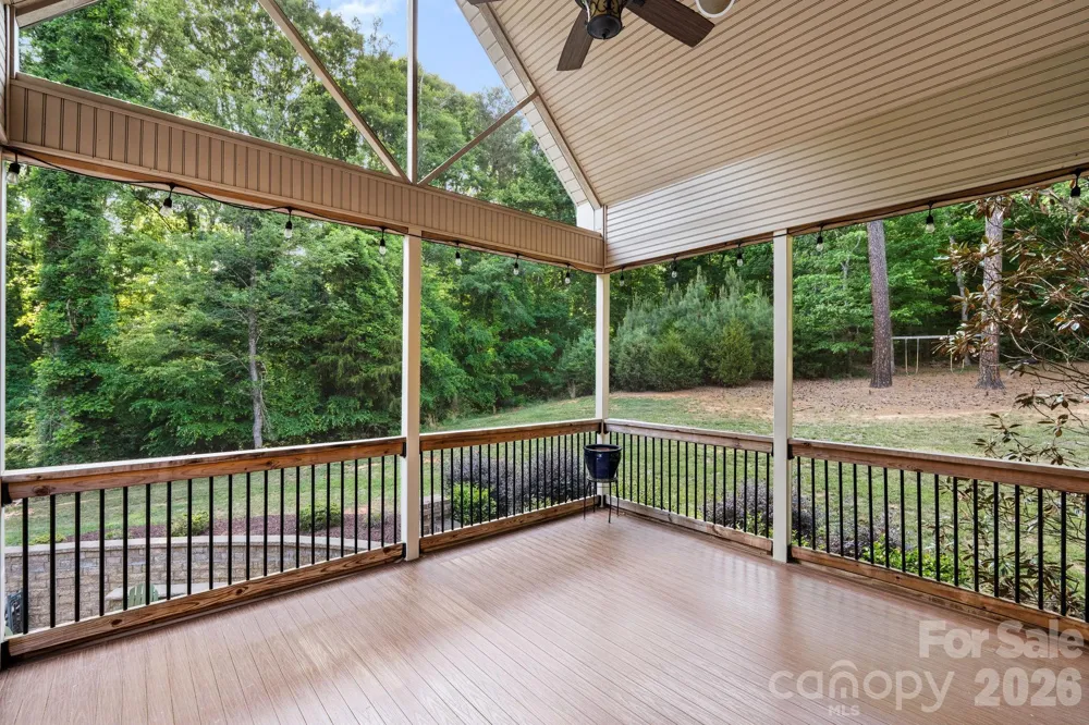 8050 Windswept Drive Belews Creek, NC 27009