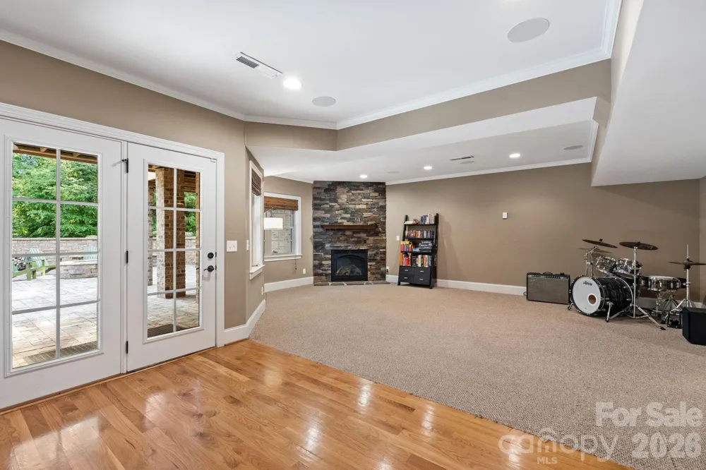 8050 Windswept Drive Belews Creek, NC 27009
