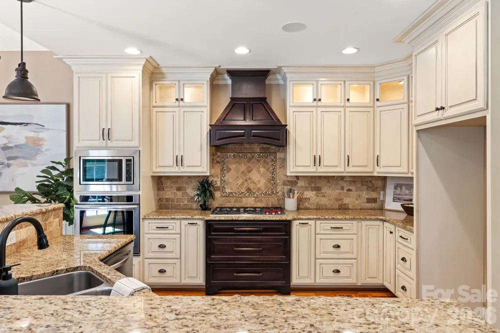 8050 Windswept Drive Belews Creek, NC 27009