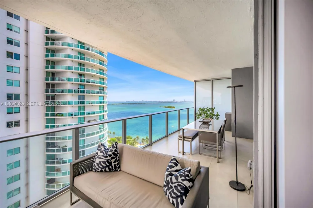488 NE 18th St #2011 Miami, FL 33132