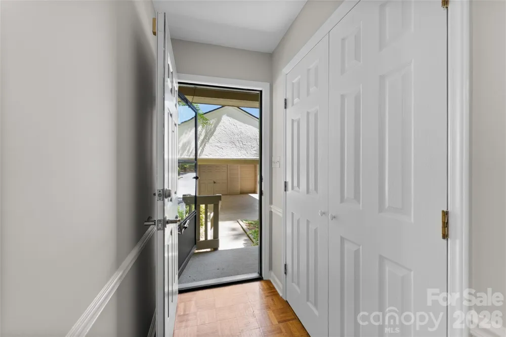 4102 Dominic Lane Asheville, NC 28805