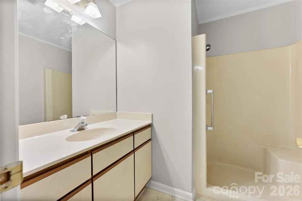 4102 Dominic Lane Asheville, NC 28805