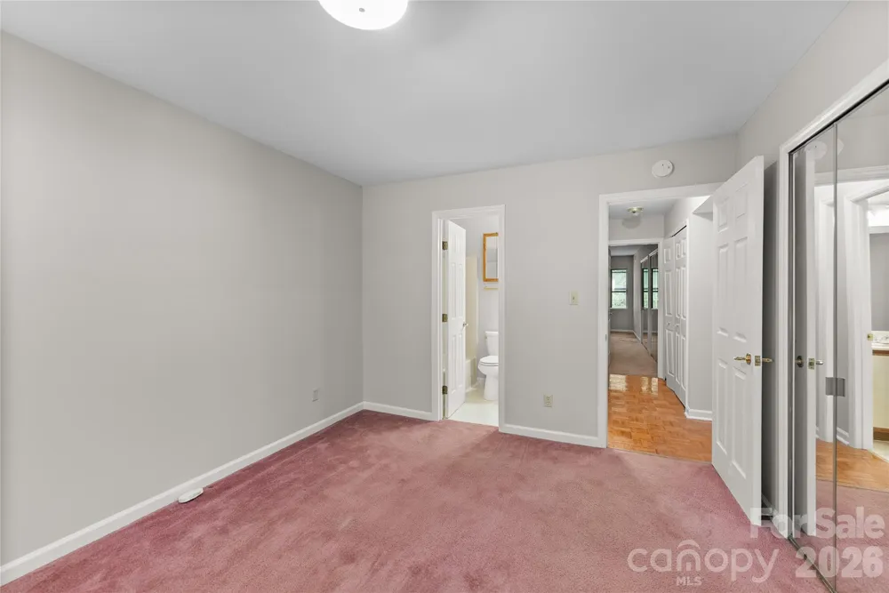 4102 Dominic Lane Asheville, NC 28805