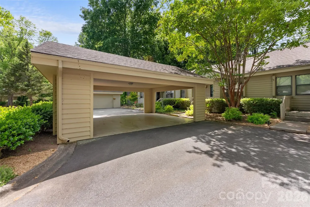 4102 Dominic Lane Asheville, NC 28805
