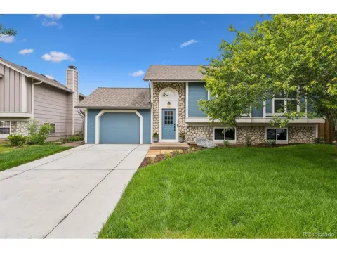 632 W Chestnut Court