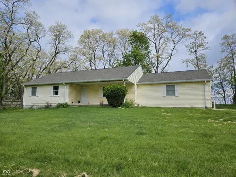 6243 E County Road 600 N