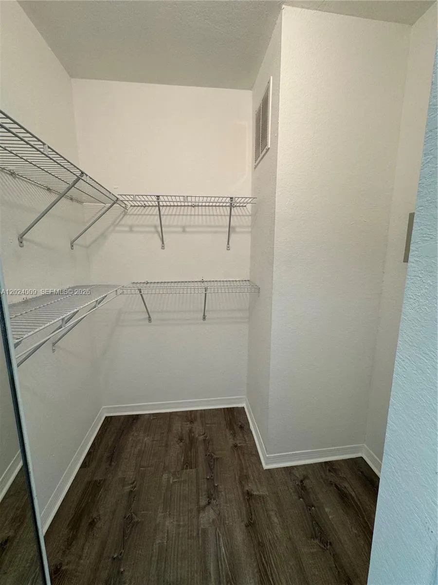 8936 W Flagler St #201 Miami, FL 33174