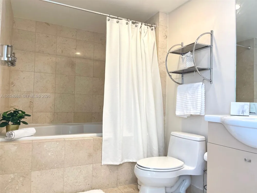 1830 S Ocean Dr #3407 Hallandale Beach, FL 33009