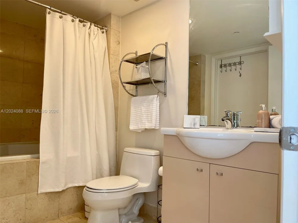 1830 S Ocean Dr #3407 Hallandale Beach, FL 33009