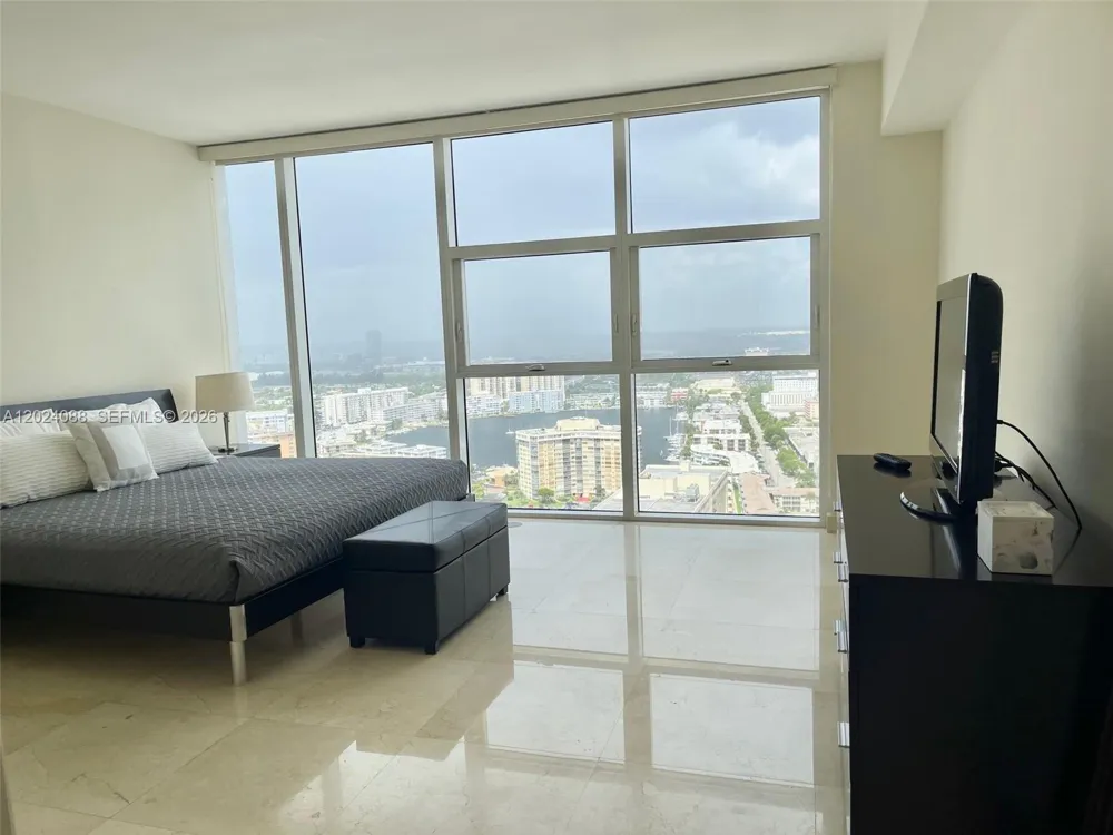 1830 S Ocean Dr #3407 Hallandale Beach, FL 33009