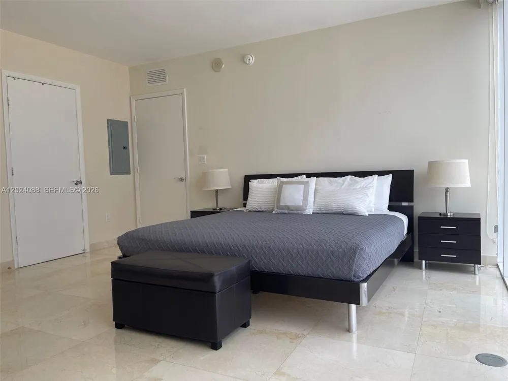1830 S Ocean Dr #3407 Hallandale Beach, FL 33009