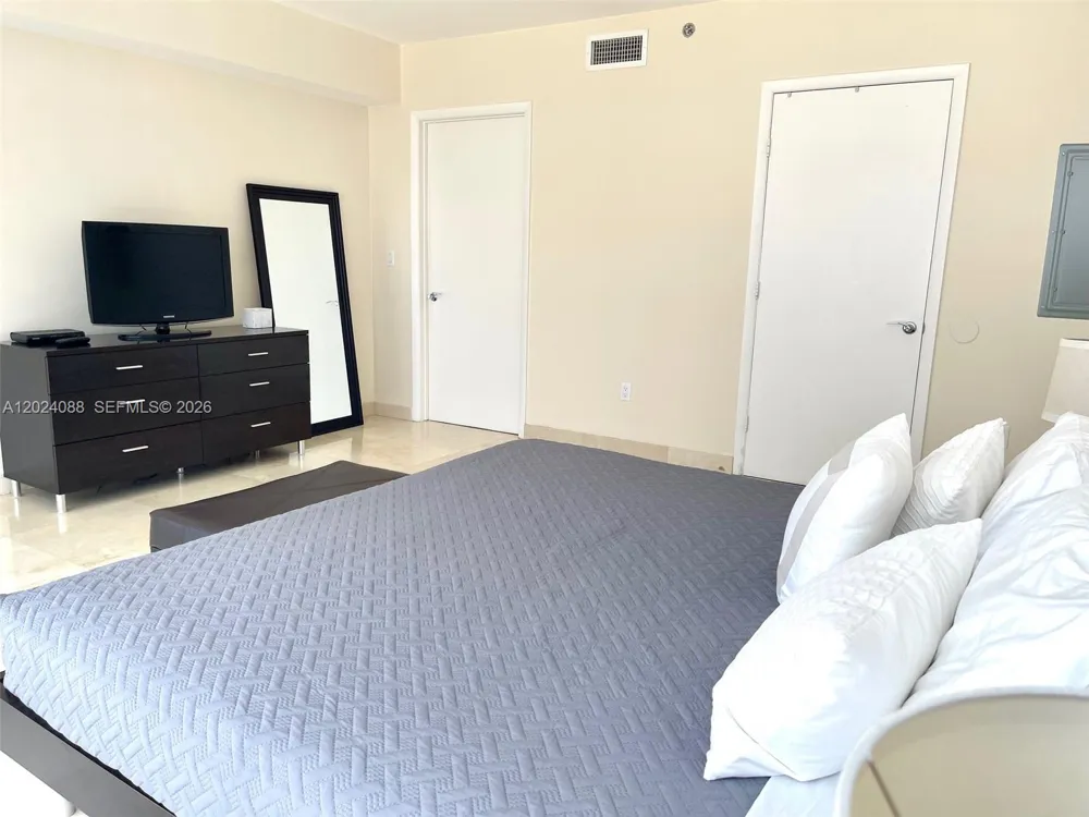 1830 S Ocean Dr #3407 Hallandale Beach, FL 33009
