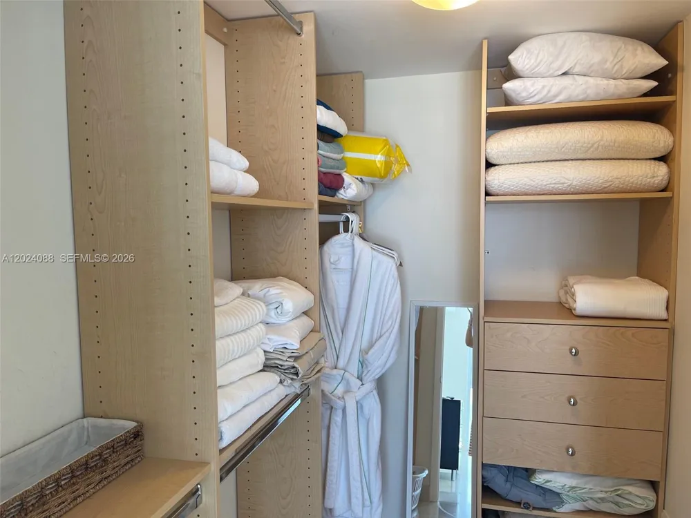 1830 S Ocean Dr #3407 Hallandale Beach, FL 33009