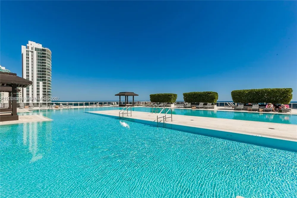 1830 S Ocean Dr #3407 Hallandale Beach, FL 33009