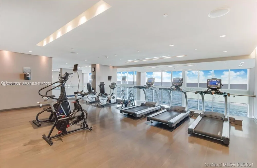 1830 S Ocean Dr #3407 Hallandale Beach, FL 33009