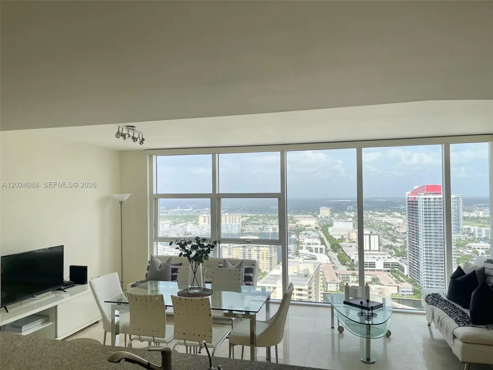 1830 S Ocean Dr #3407 Hallandale Beach, FL 33009