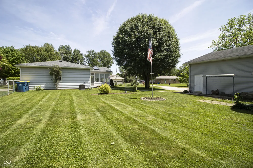 513 E Howard Avenue Arcadia, IN 46030