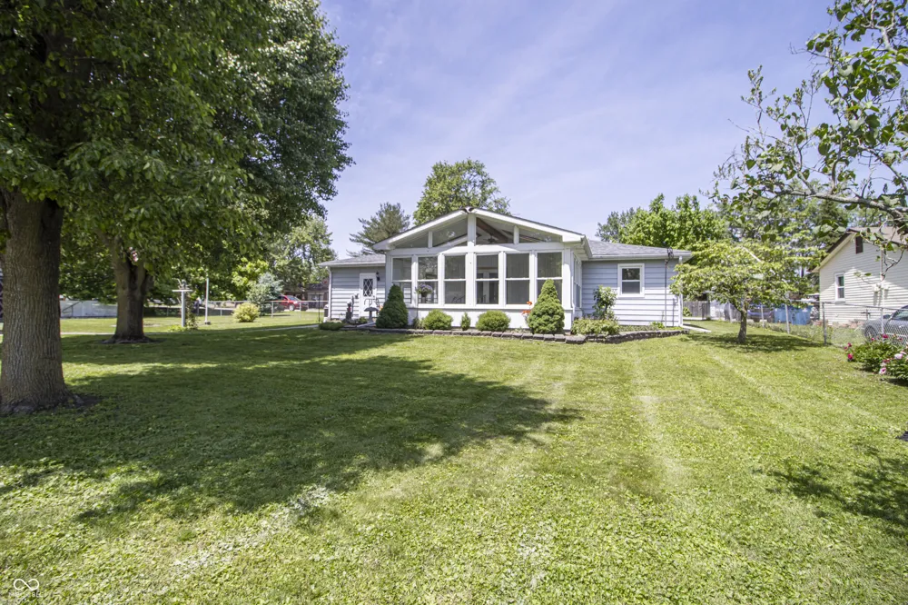 513 E Howard Avenue Arcadia, IN 46030