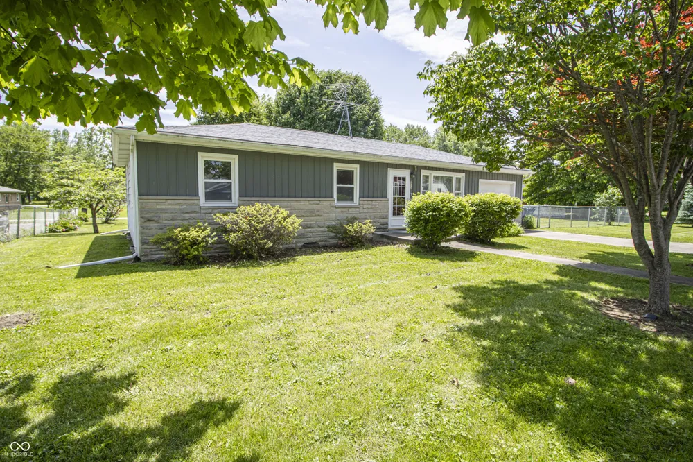 513 E Howard Avenue Arcadia, IN 46030