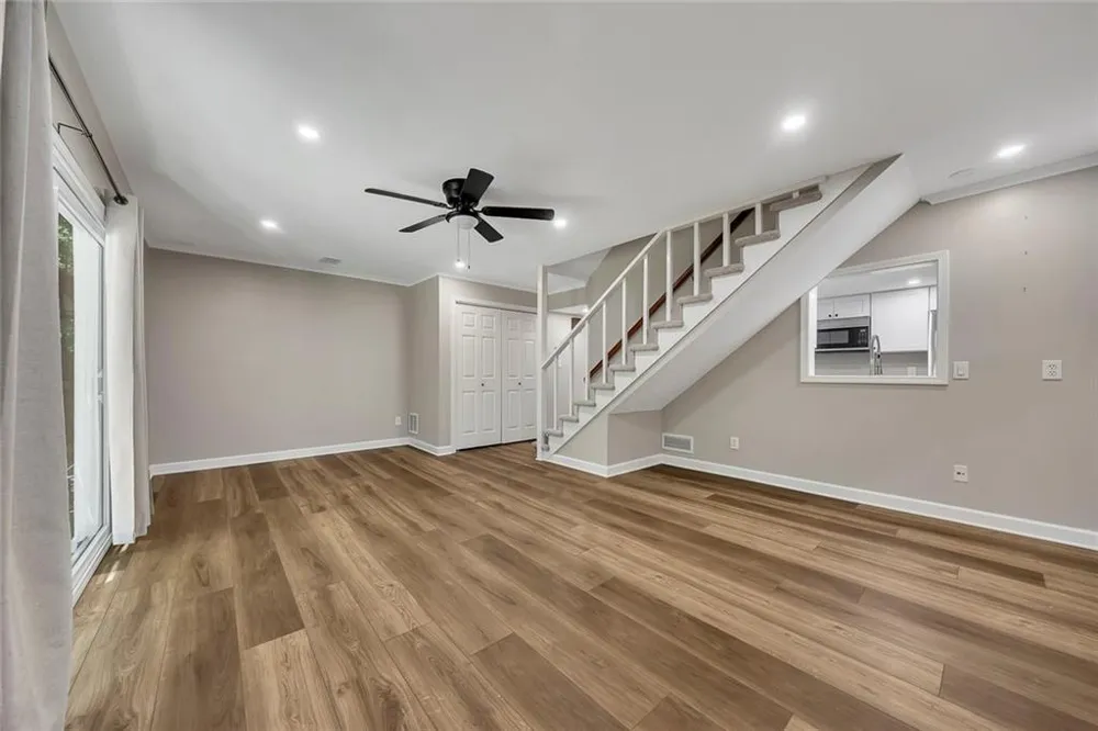 9 Fairway Drive NW Kennesaw, GA 30144