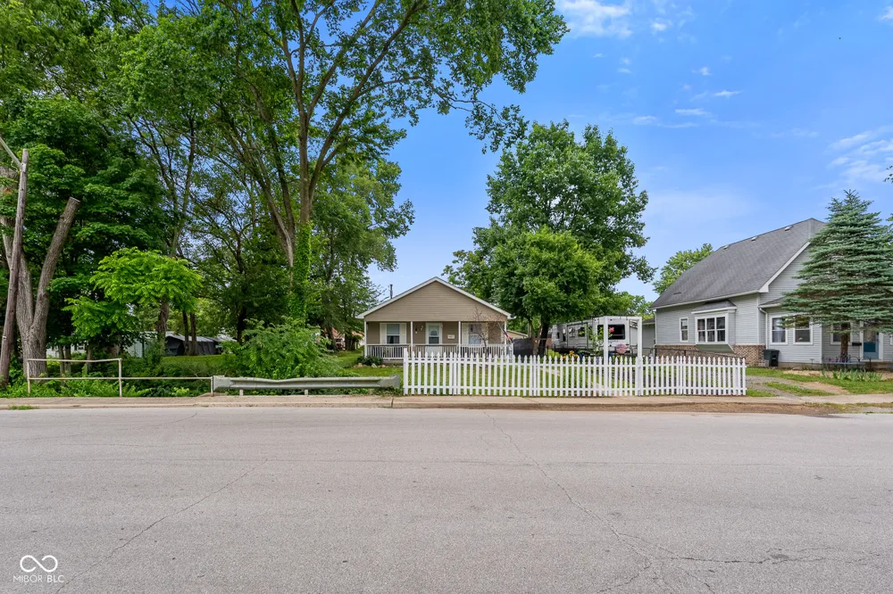 300 E Washington Street Mooresville, IN 46158