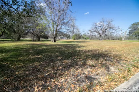 LOT 102 & 103 Hollamon Dr